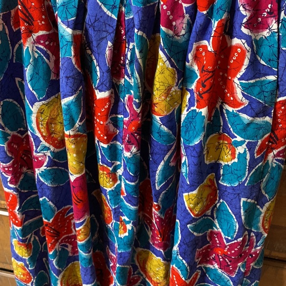 VTG Long Floral Skirt - Picture 2 of 5